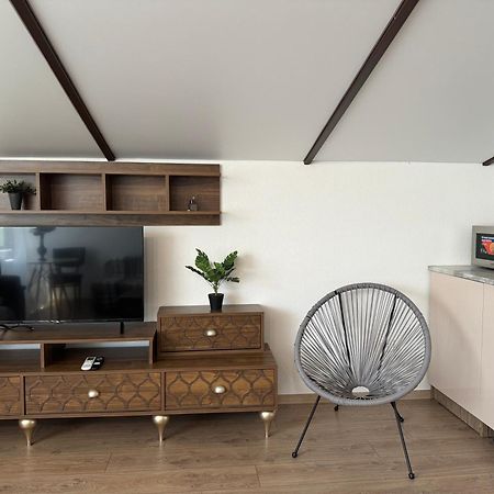 Guest House Elene กอริ ภายนอก รูปภาพ